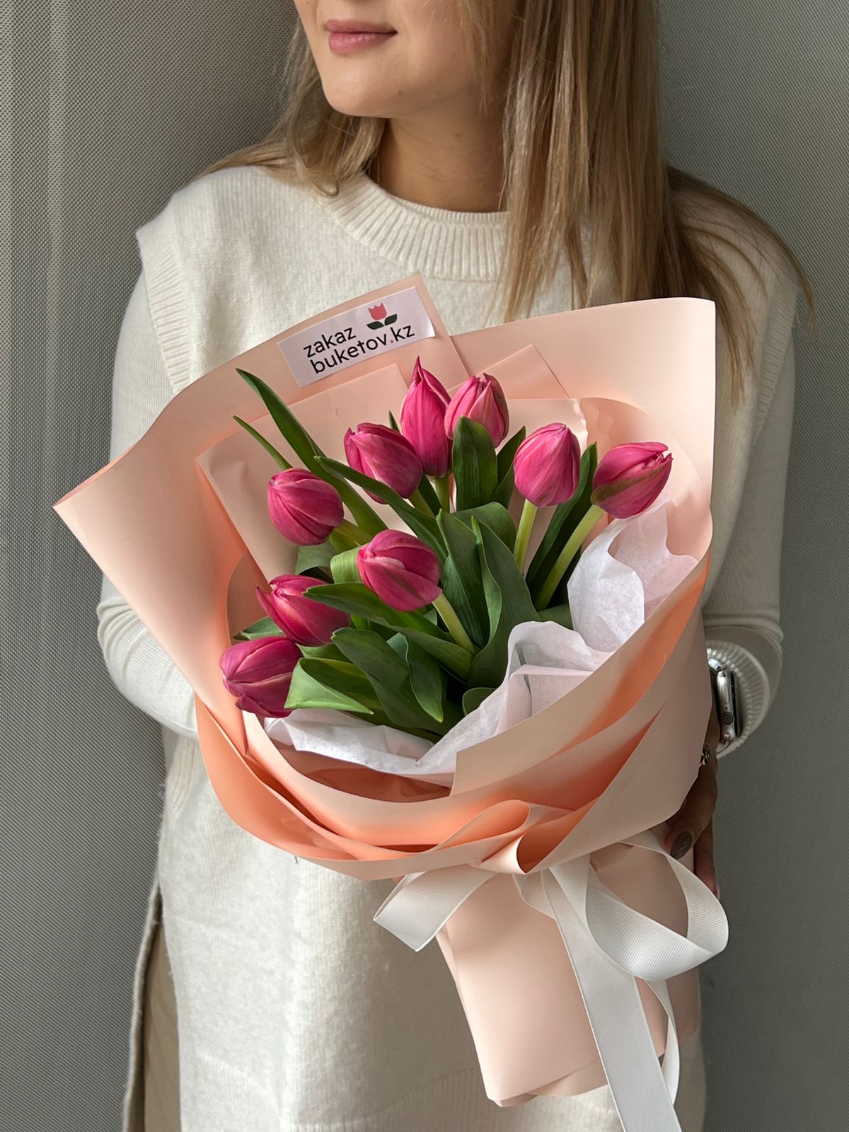 Букет "Avianna" (S) из тюльпанов