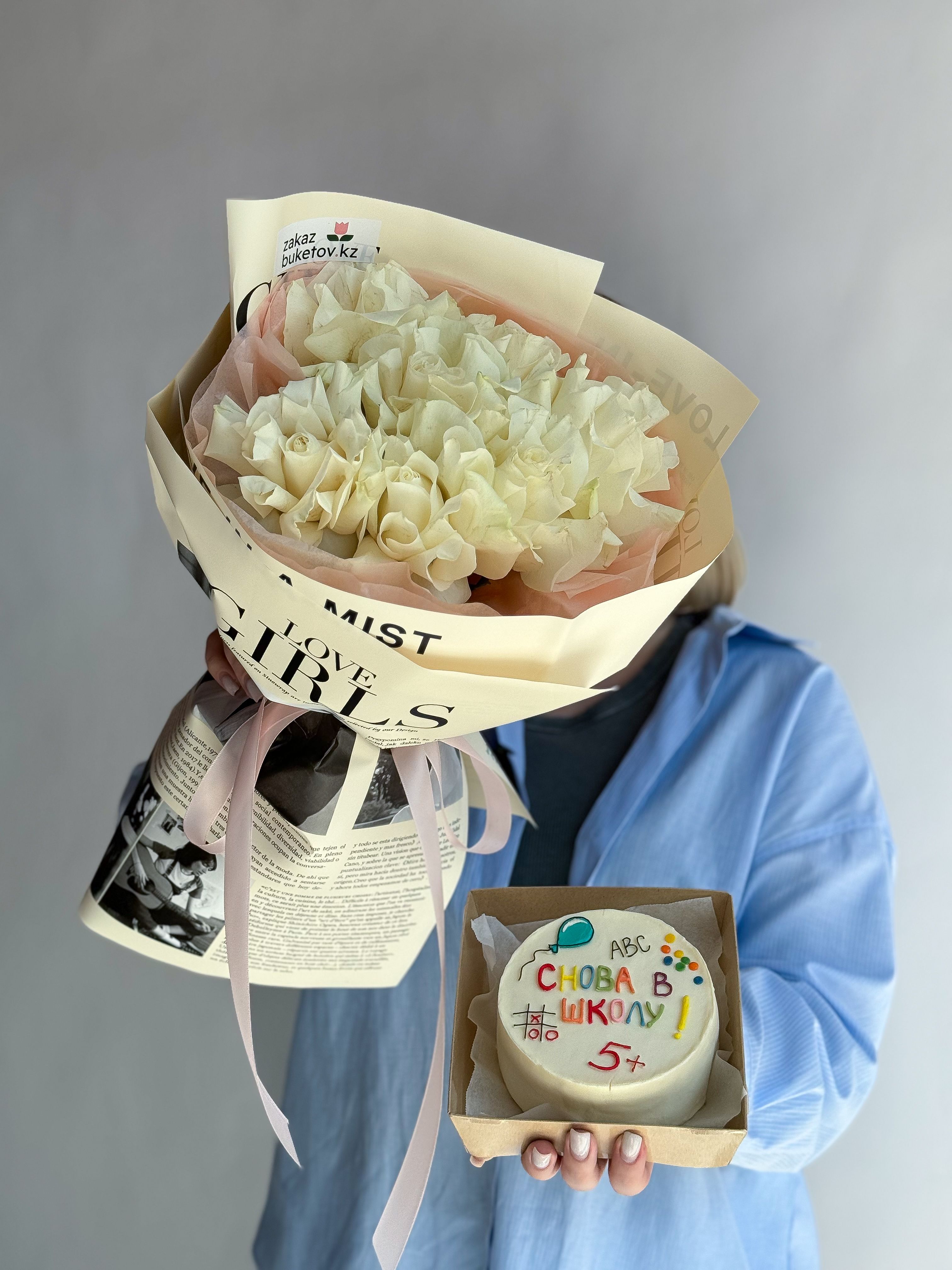 Сет "Бенто и 7 роз" к 1 сентября