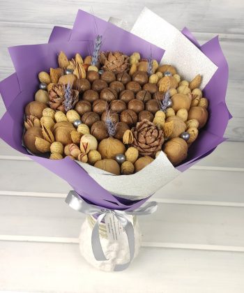 Букет из орехов "Шафран"