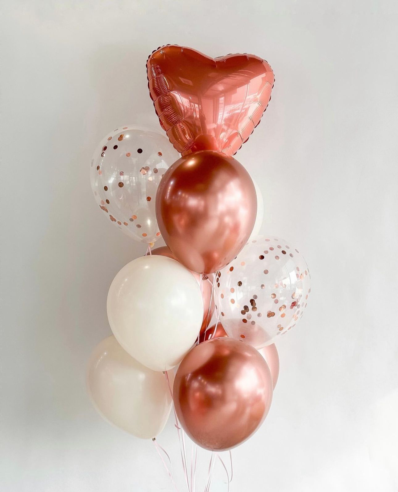 Сет Шаров "Круассан"