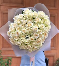 Букет из 51 белых роз "Avalanche"