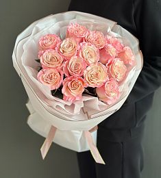 Букет из 15 блестящих роз