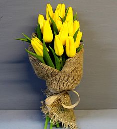 Букет из 15 желтых тюльпан "Голландия"