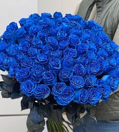 Букет 101 роскошной синей розы