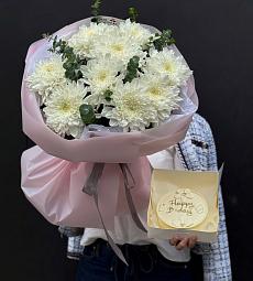 Сет "Гиада" букет хризантем и бенто тортик