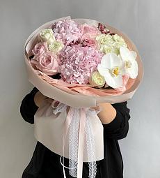 Букет "Диола" из гортензий, роз и орхидей