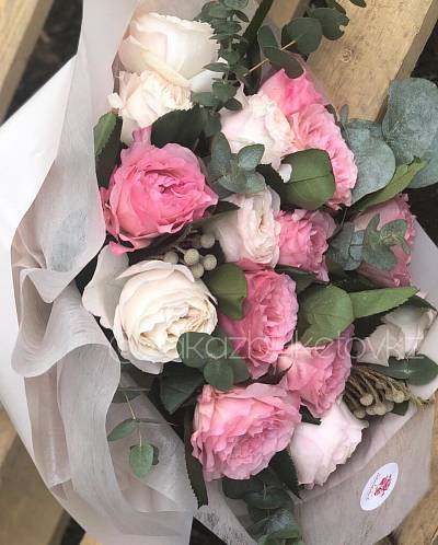 Цветочный букет "Пионовидные розы" 1