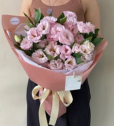 Букет "Хорошая новость" из лизиантусов