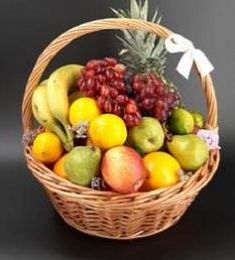 Подарочная корзина №12 с тропическими фруктами