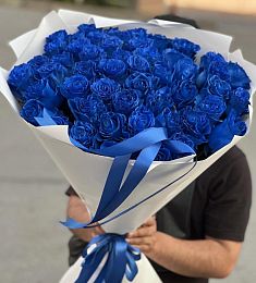 Букет из 49 синих роз