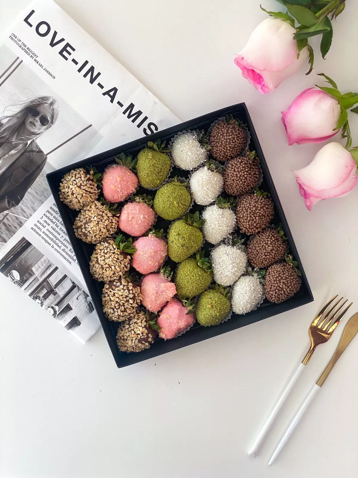 Клубничный бокс "Yummy" клубника в шоколаде