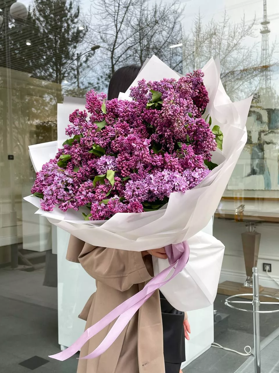 Букет "Violet" с сиренью