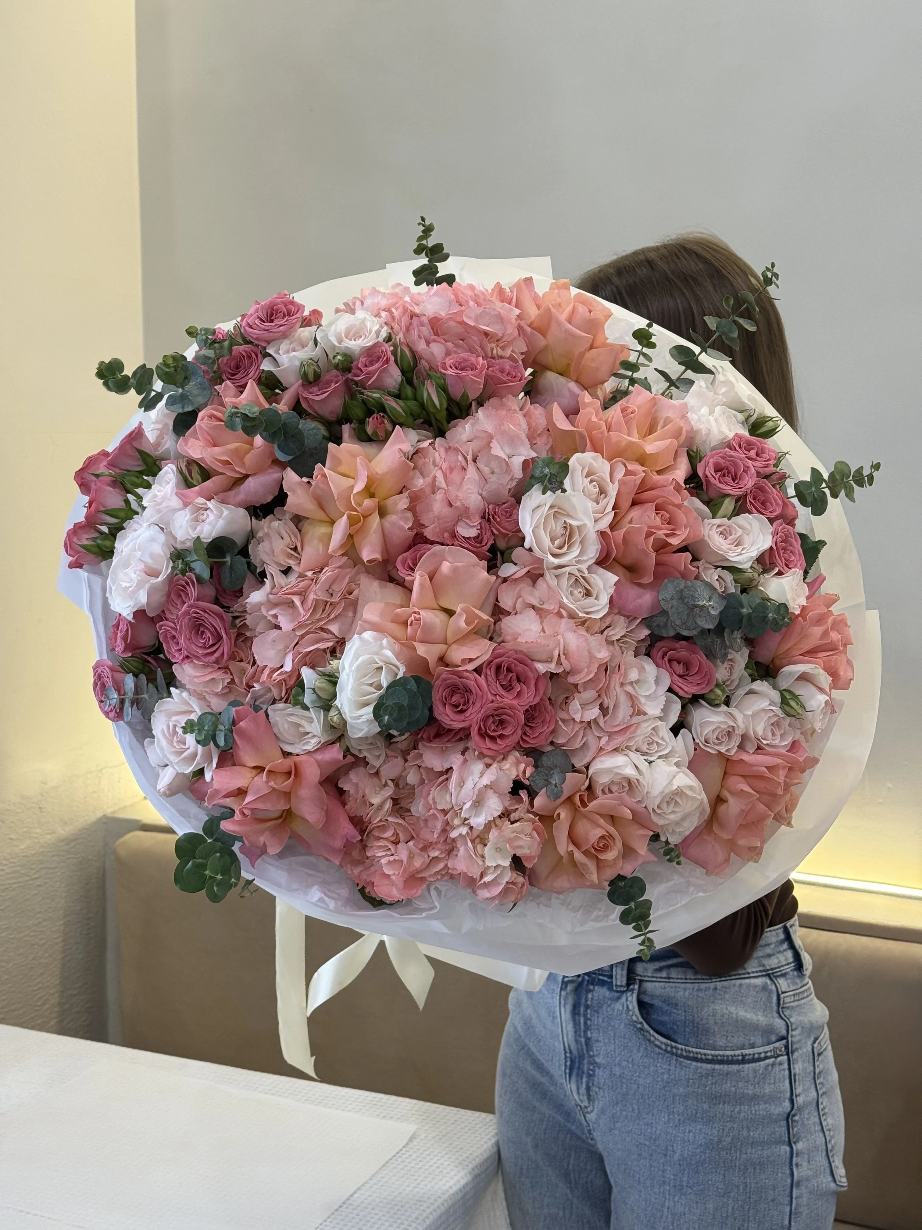 Букет "Катерина" из гортензий и роз