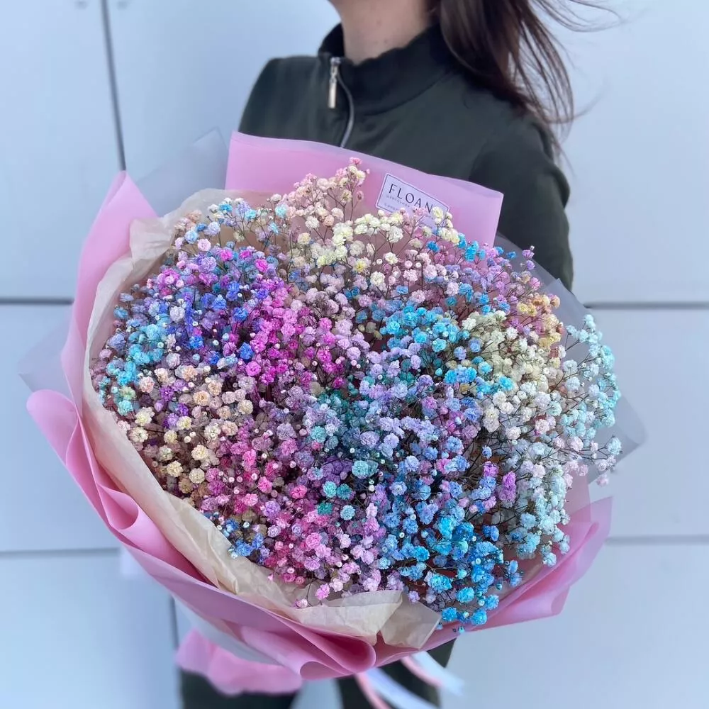 Букет из 15 радужных гипсофил