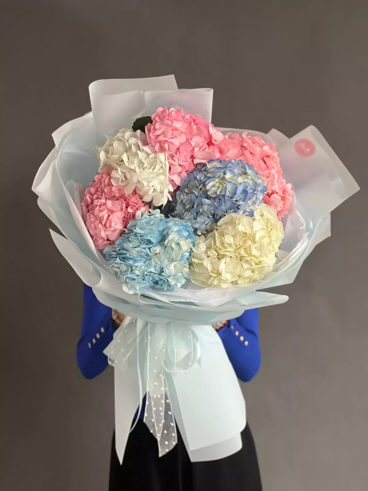 Букет из 7 Гортензий МОНО Микс