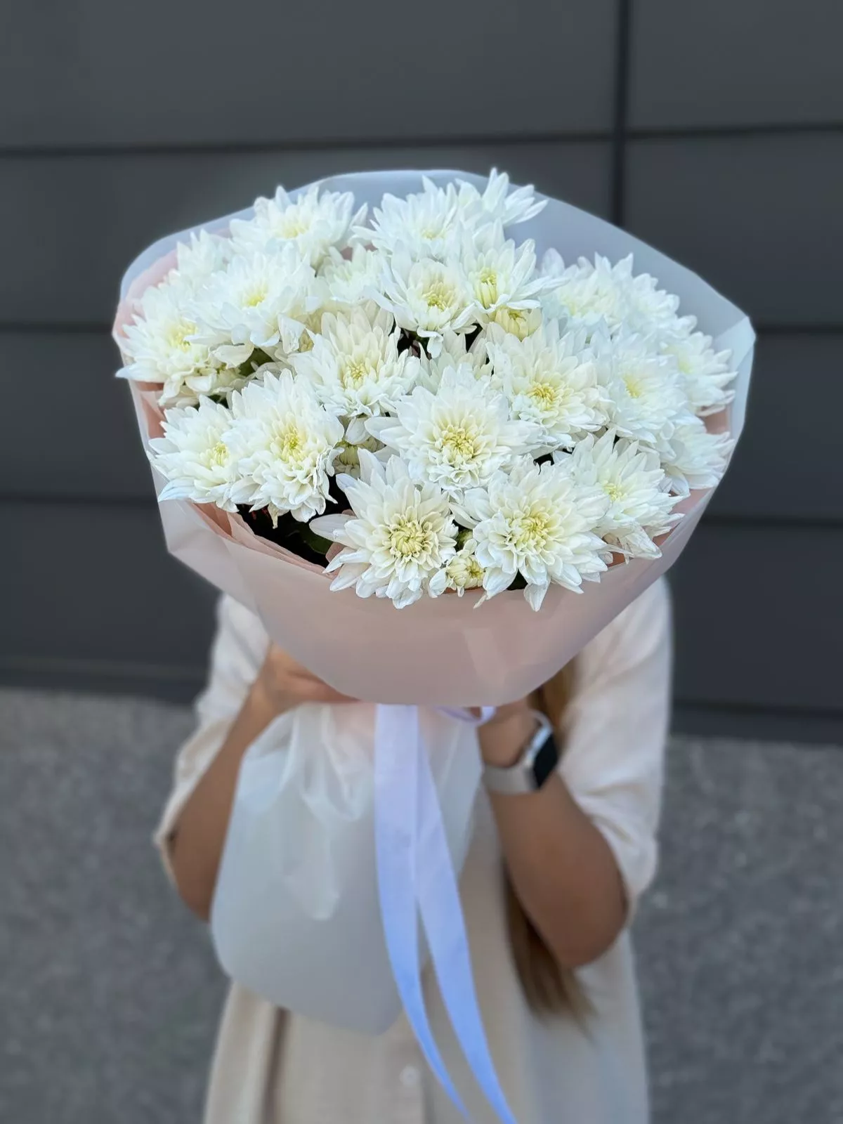 Букет "Звонок" из кустовых хризантем