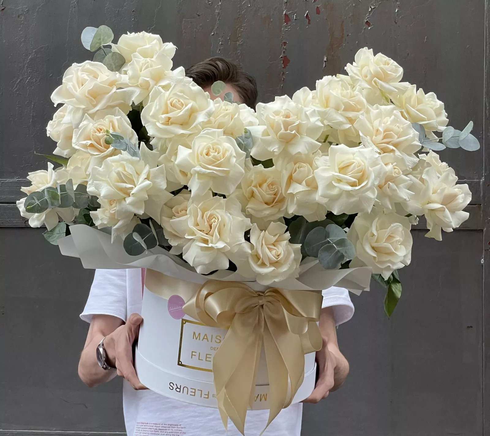 Композиция в коробке "Искренние чувства"