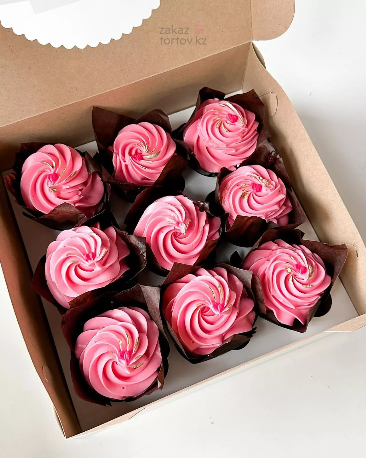 Сладкий сет "Розовый рай" набор капкейков