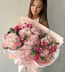 Букет "Эйприл" М