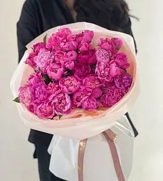 35 местных пионов