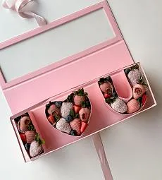 Клубничный бокс "I LOVE U" PINK 3.0 клубника в итальянском шоколаде