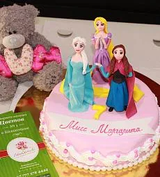 Торт с принцессами