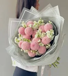 Нежный букет "Памела" из маттиолы и хризантемы