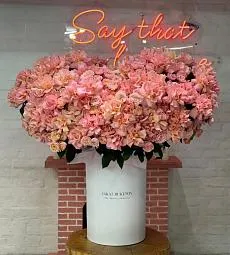 Премиальная композиция "Гигант любви" из роз в  коробке