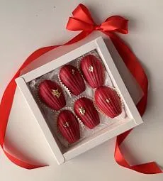 Набор мадленов "Алая любовь"