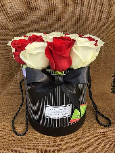 Голландские розы в стильной коробке 1