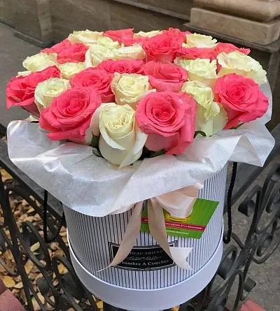 Голландские розы в стильной коробке 1