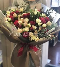 Роскошный букет "Гармония" из роз