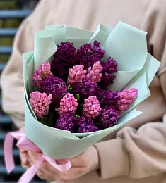 Букет из 15 фиолетовых гиацинтов