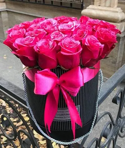 Голландские розы в стильной коробке 2