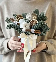 Новогодняя композиция "Зимний уют" W из нобилиса