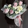 Букеты пионов с розами