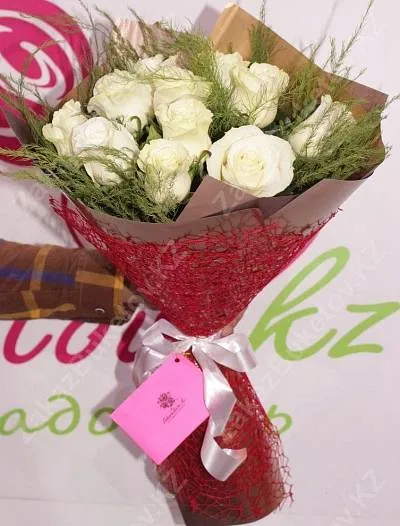 Букет из 15 голландских роз любого цвета 1